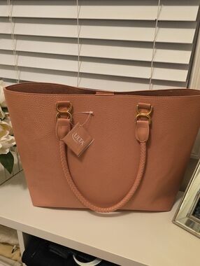 Ulta Beauty Pebbled Faux Leather Tote in Rose Tan